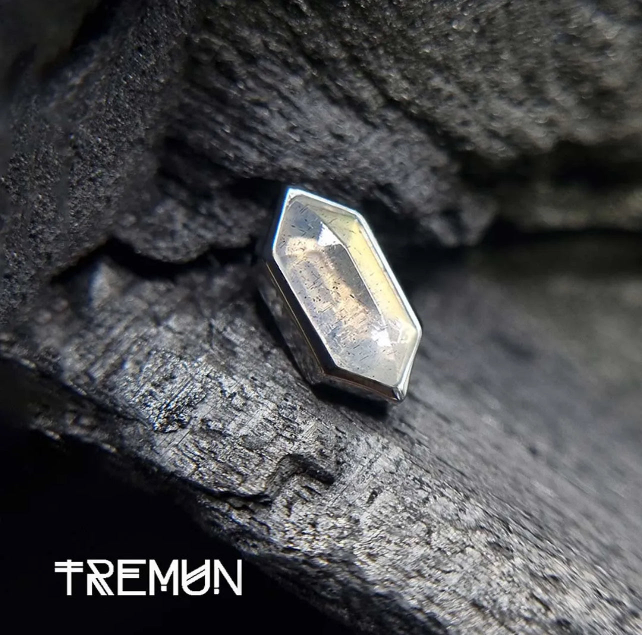 Karen Labradorite - Tremun