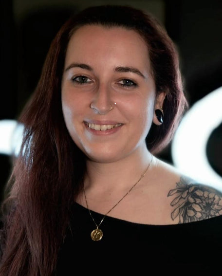 Melissa piercer All Perfectly Pierced